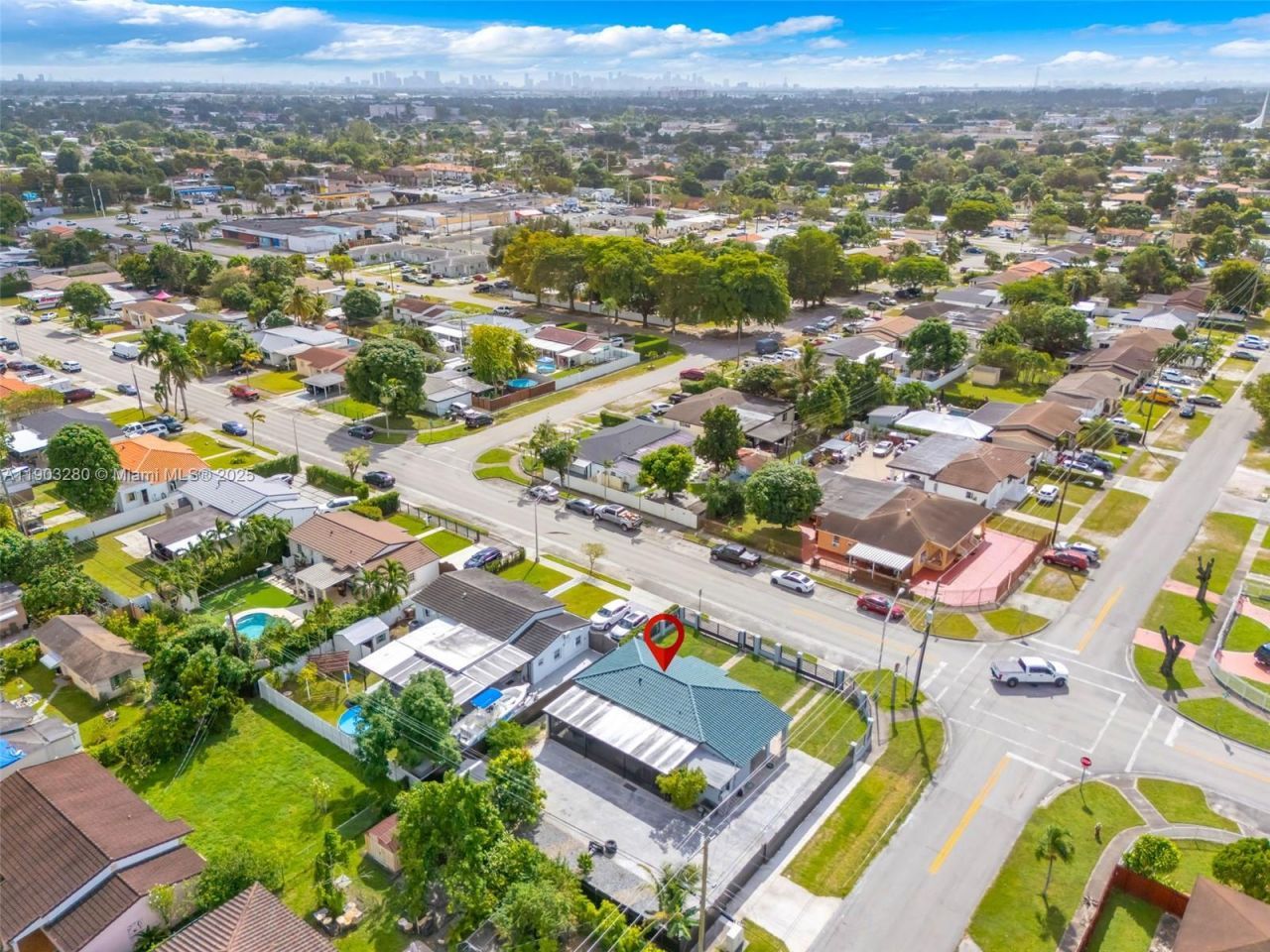 175 W 56th St, Hialeah, FL 33012 Photo