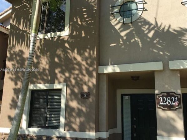 22821 SW 88th Pl, Unit 5-20, Cutler Bay, FL 33190