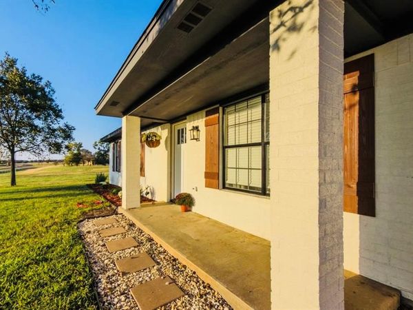 174 Shilling Drive, Elm Mott, TX 76640