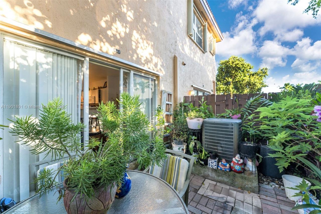 1595 NE 33rd Rd, Unit 112-3, Homestead, FL 33033 Photo