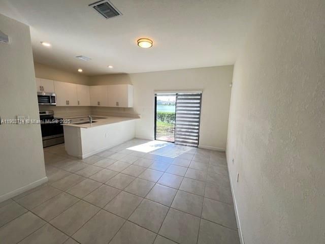 3304 W 114th Ter, Hialeah, FL 33018 Photo