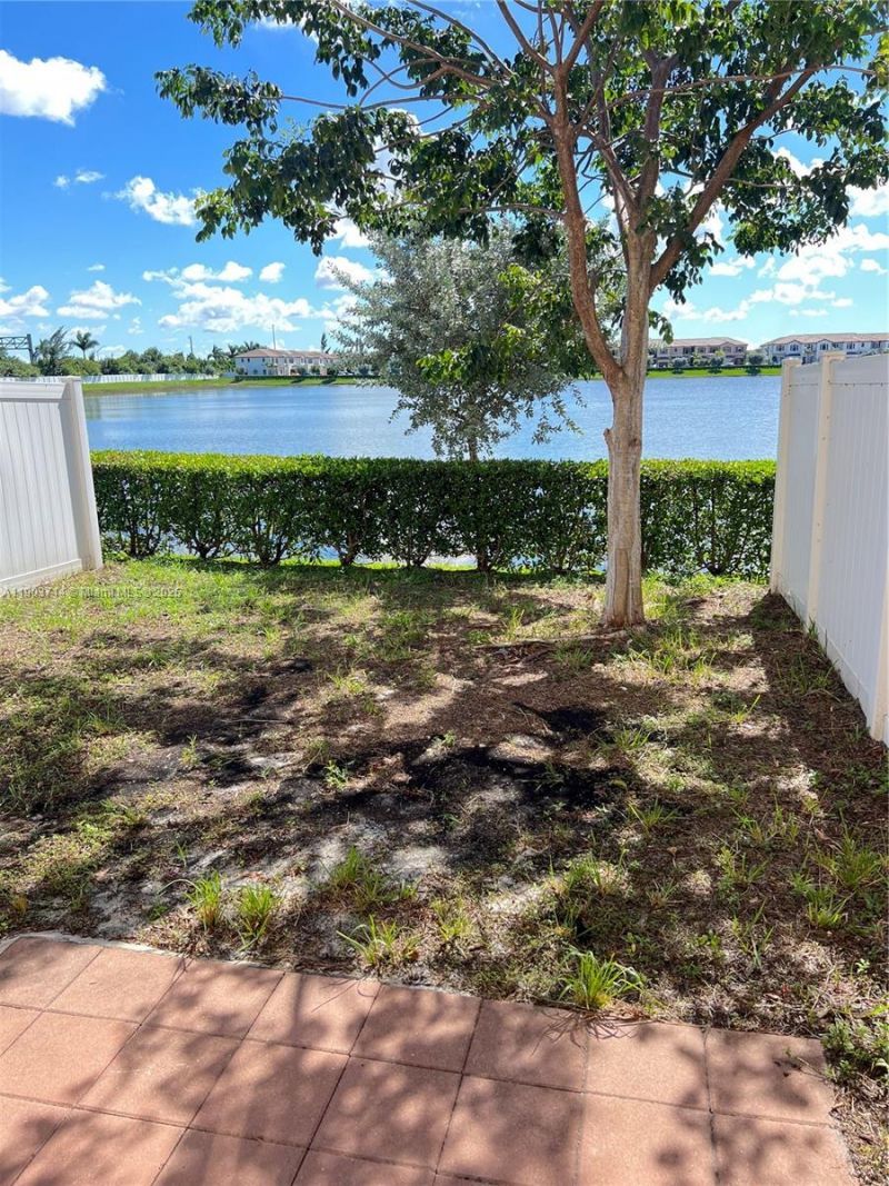 3304 W 114th Ter, Hialeah, FL 33018 Photo