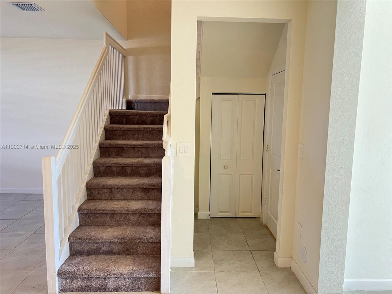 3304 W 114th Ter, Hialeah, FL 33018 Photo