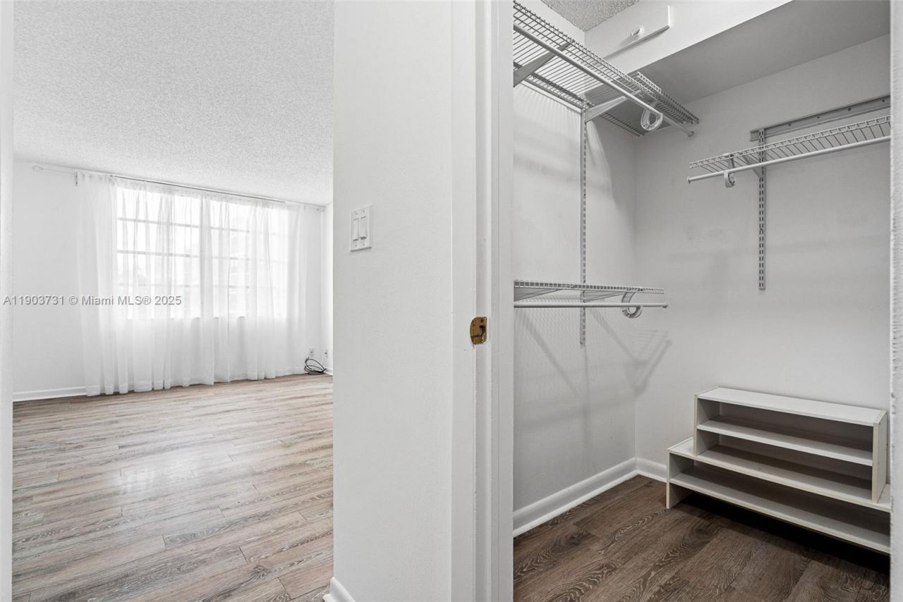 8900 Washington Blvd, Unit 205, Pembroke Pines, FL 33025 Photo