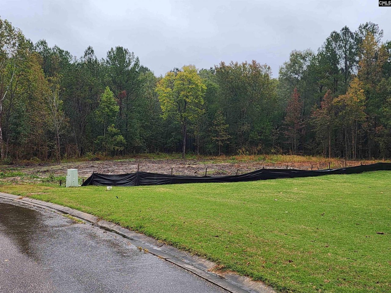 365 Garvey Circle Photo 4