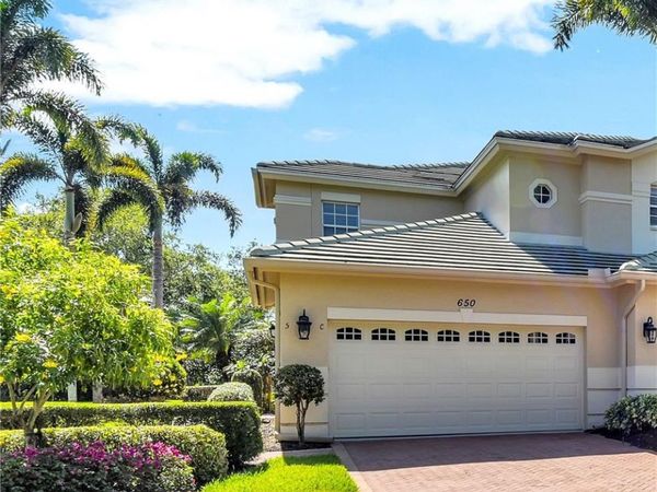 650 Vintage Reserve CIR, Unit 5C, NAPLES, FL 34119