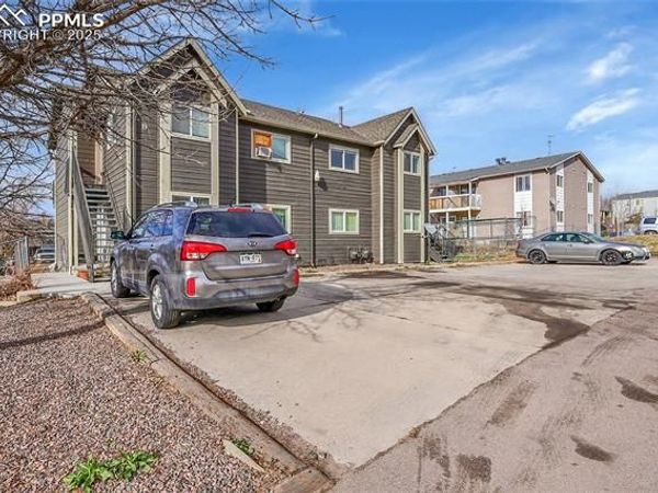 1051 Mazatlan Circle, Colorado Springs, CO 80910