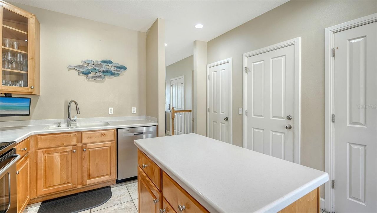 221 17th Street N, Bradenton Beach, FL 34217 Photo