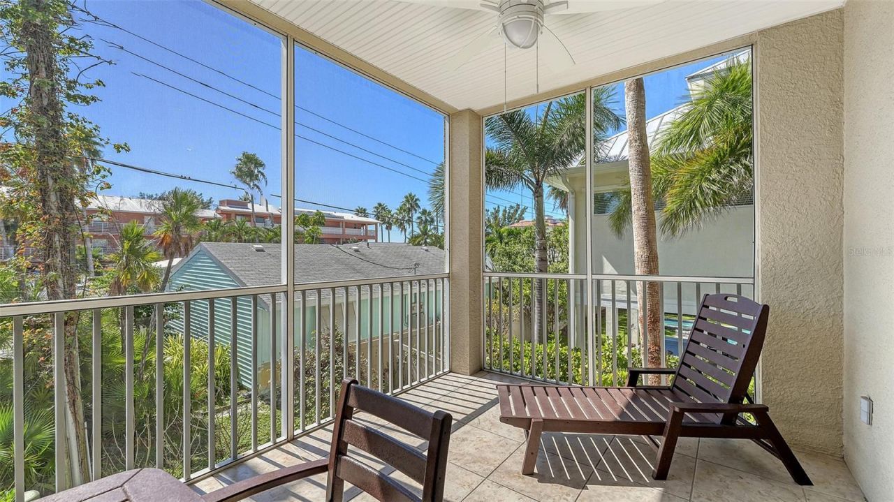 221 17th Street N, Bradenton Beach, FL 34217 Photo