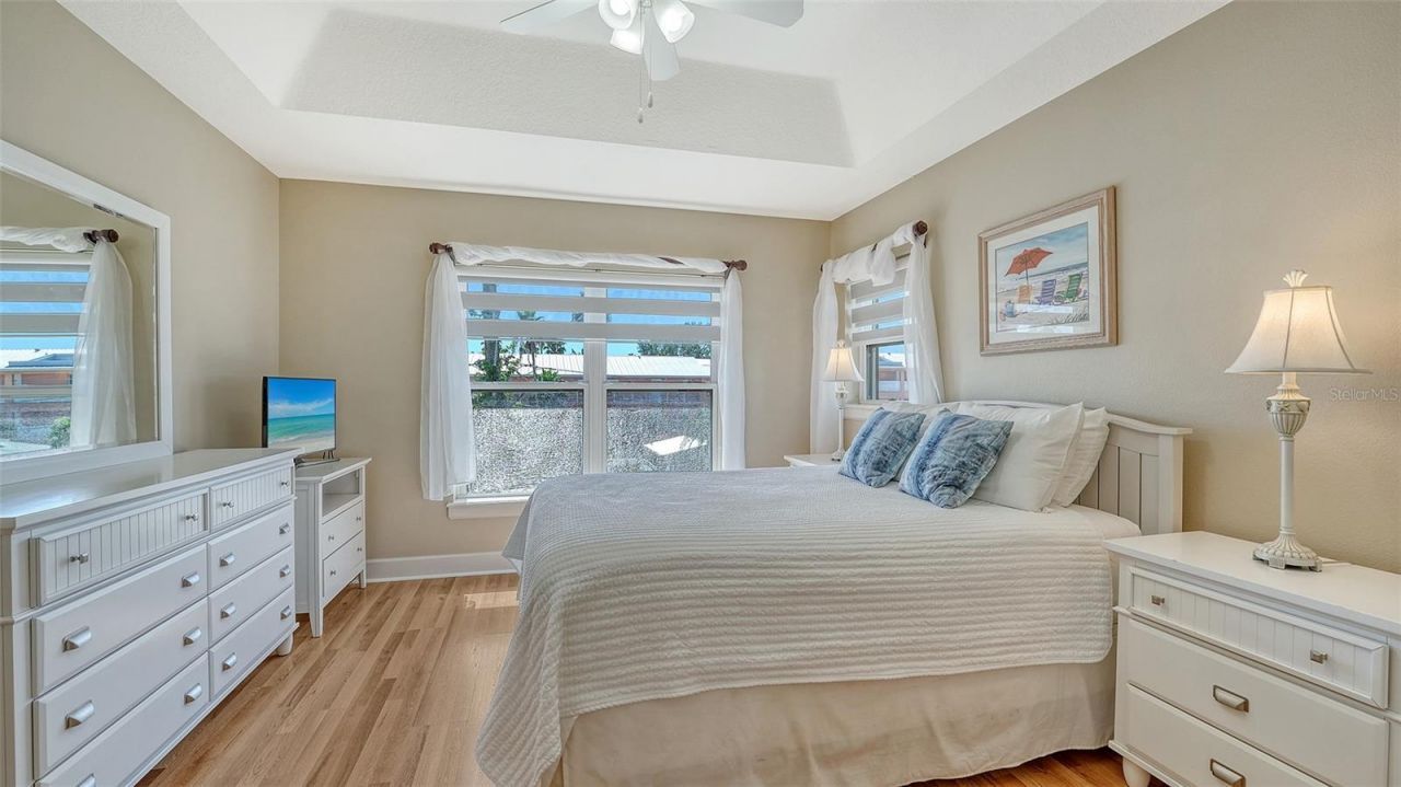 221 17th Street N, Bradenton Beach, FL 34217 Photo