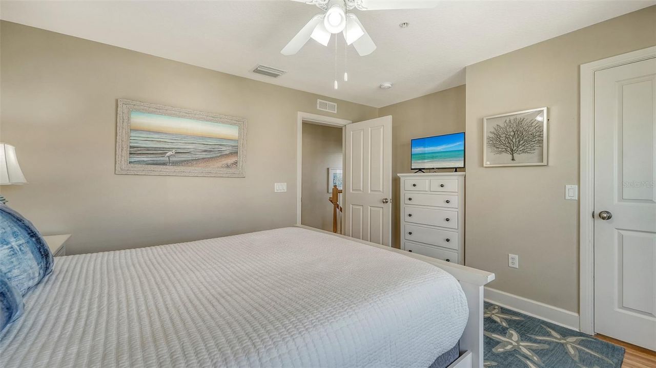 221 17th Street N, Bradenton Beach, FL 34217 Photo