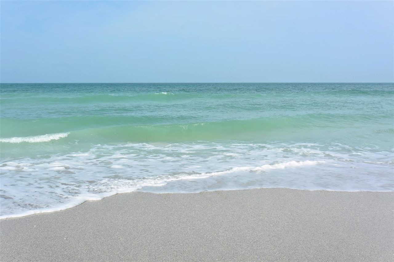 221 17th Street N, Bradenton Beach, FL 34217 Photo