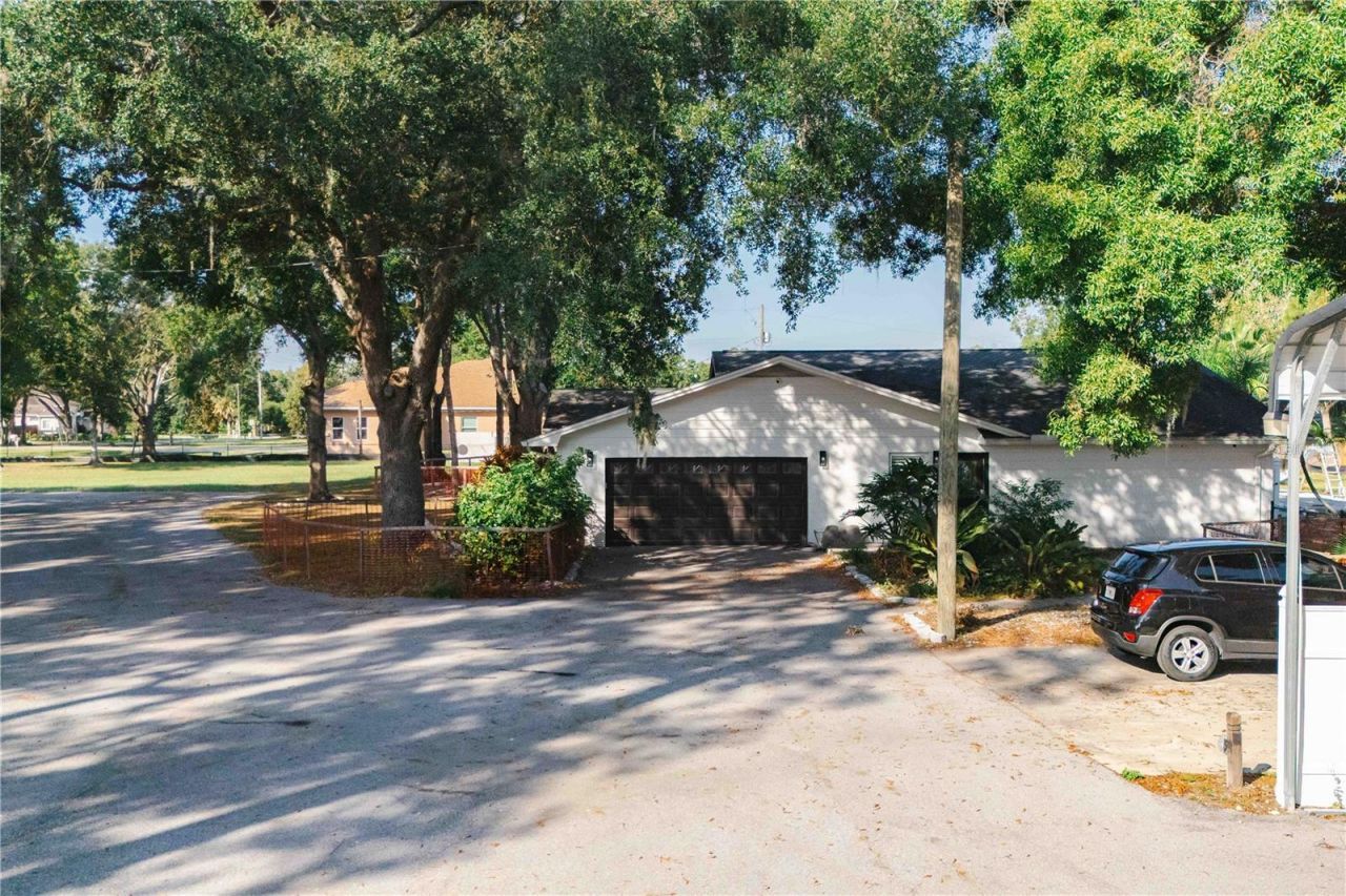 15509 Casey Road, Tampa, FL 33624 Photo