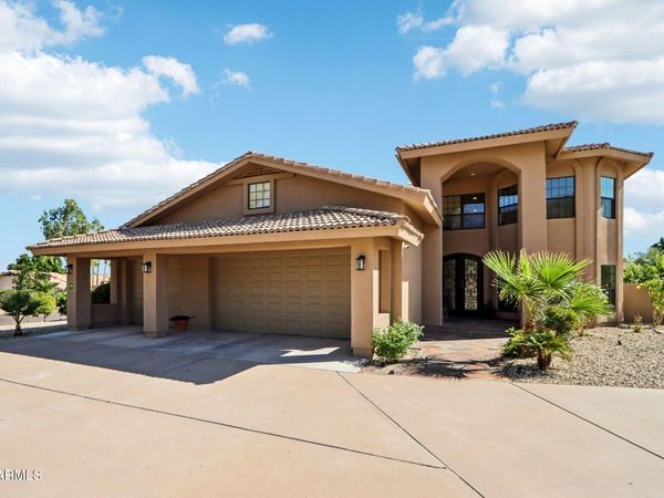 12015 S TUZIGOOT Drive, Phoenix, AZ 85044