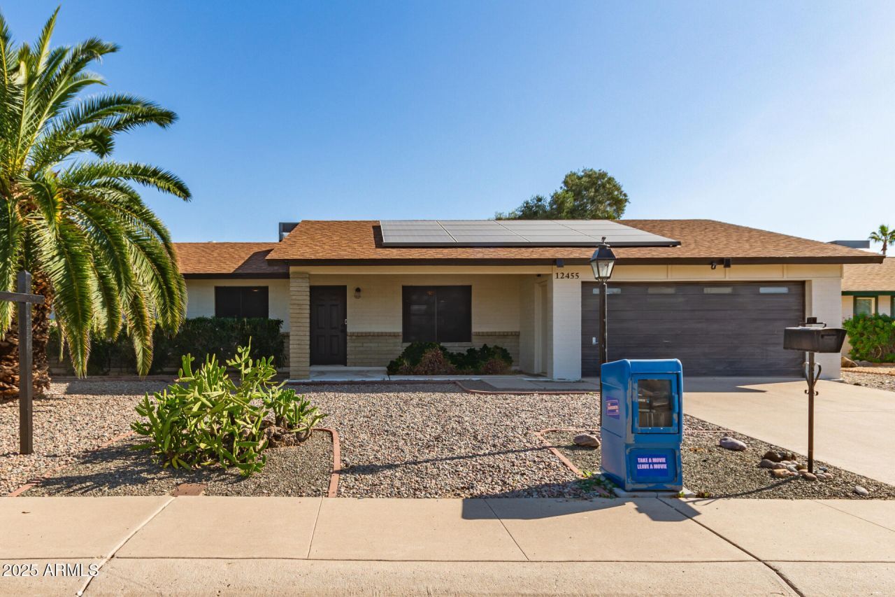 12455 N Columbine Drive, Phoenix, AZ 85029 Main Photo