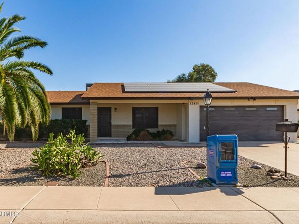 12455 N COLUMBINE Drive, Phoenix, AZ 85029