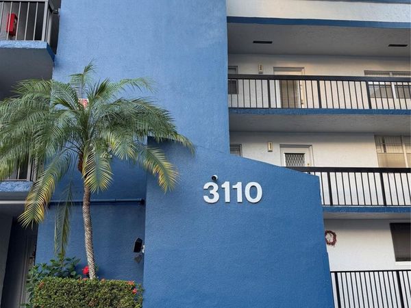 3110 Holiday Springs Boulevard, Unit 108, Margate, FL 33063