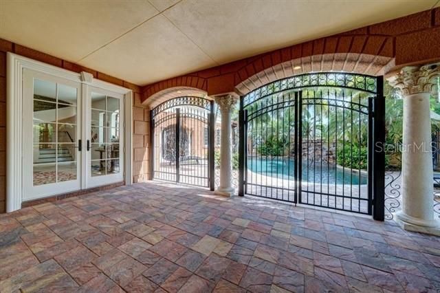 829 Bruce Avenue, Clearwater Beach, FL 33767 Photo