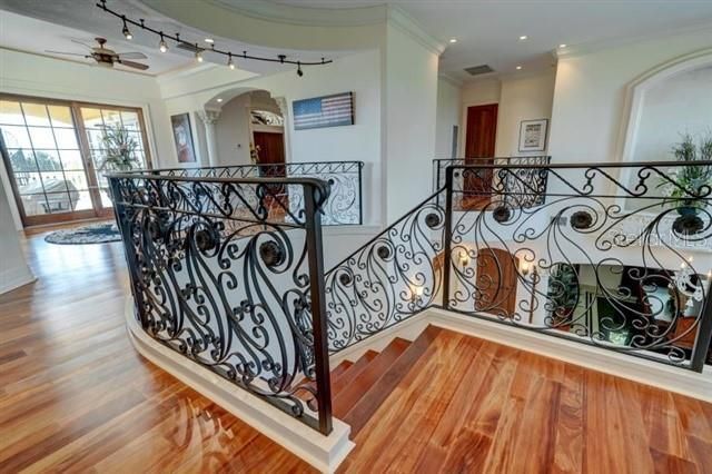 829 Bruce Avenue, Clearwater Beach, FL 33767 Photo