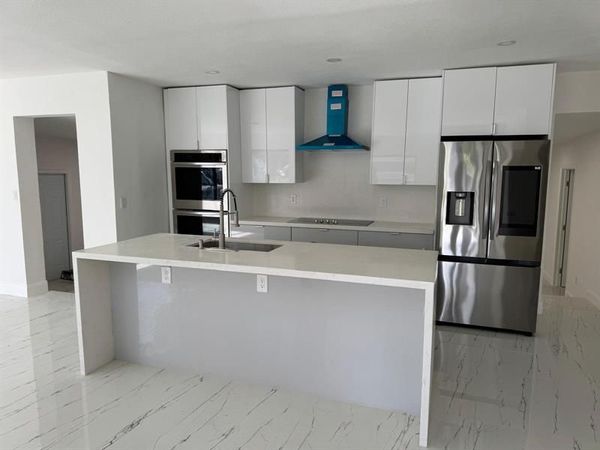 16011 NW 38th Ct, Opa-Locka, FL 33054