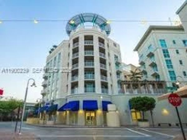 7275 SW 90th Way, Unit 205, Miami, FL 33156