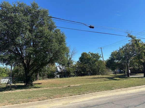 511 SW 5th Avenue, Mineral Wells, TX 76067