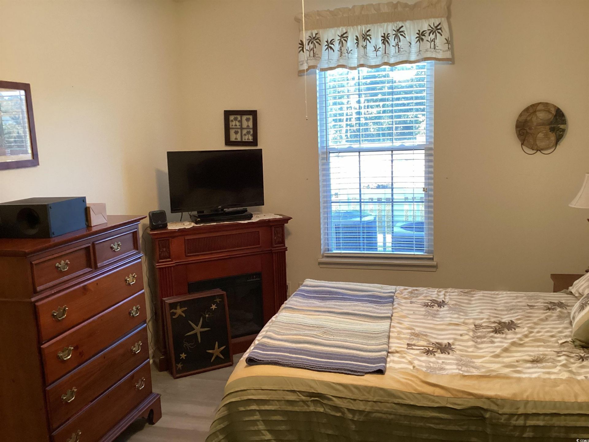 4430 Ladybanks Ln. Photo 25