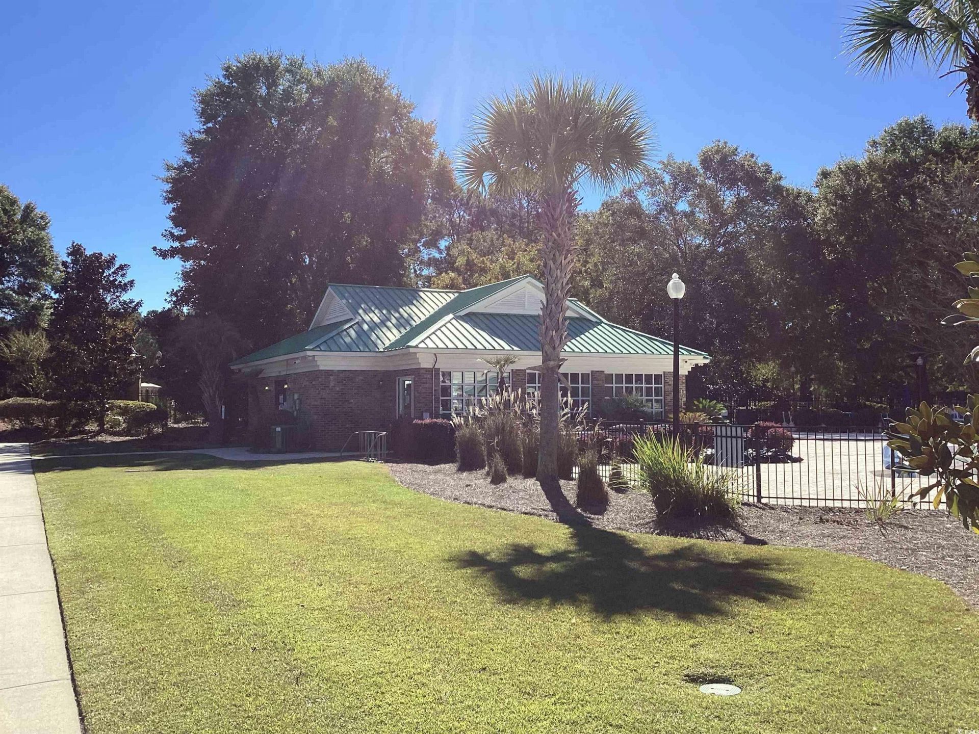 4430 Ladybanks Ln. Photo 4