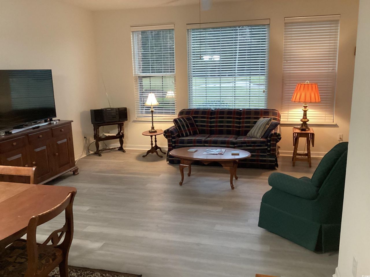 4430 Ladybanks Ln. Photo 9