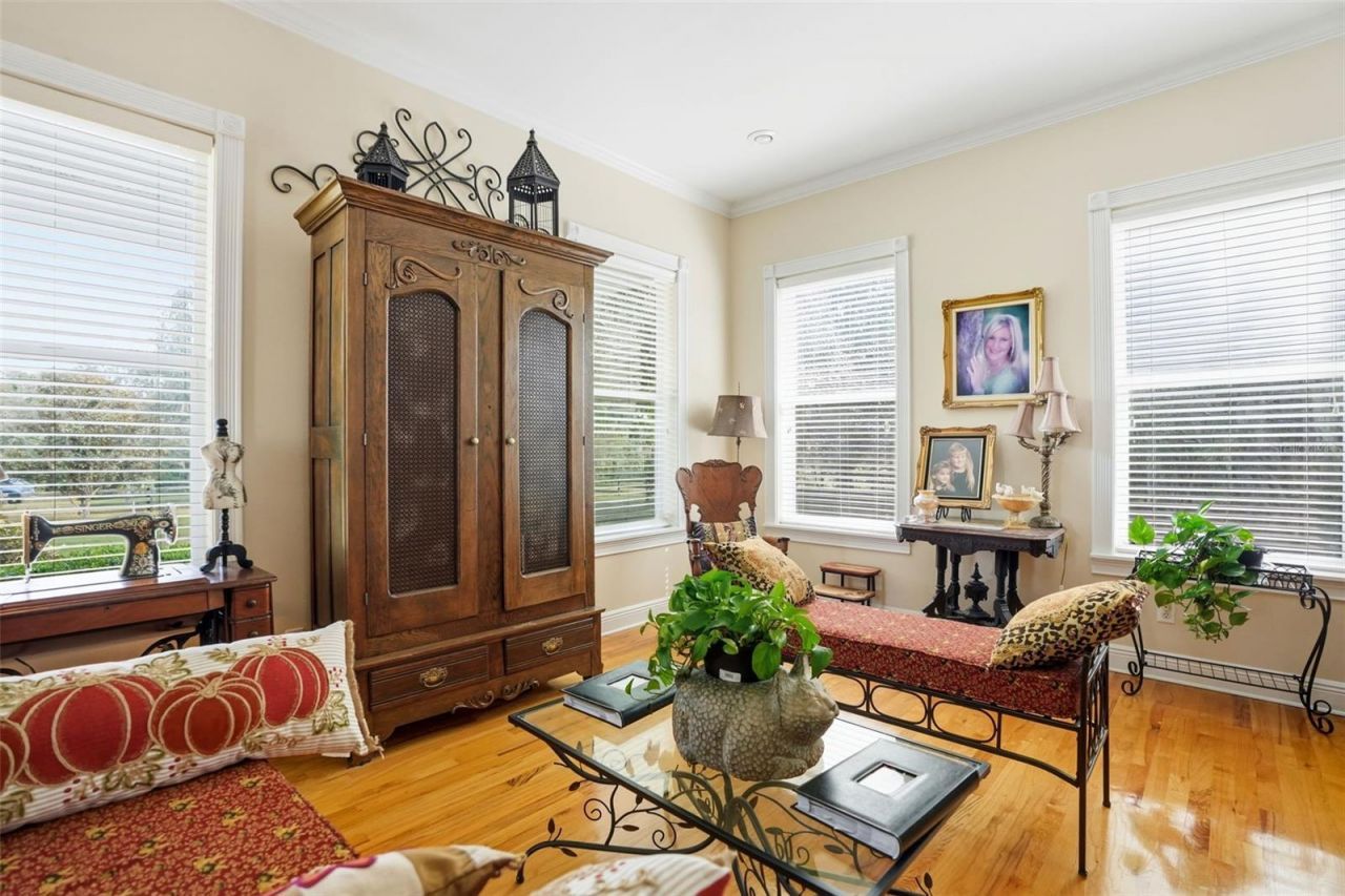 23337 Lake Lindsey Road, Brooksville, FL 34601 Photo