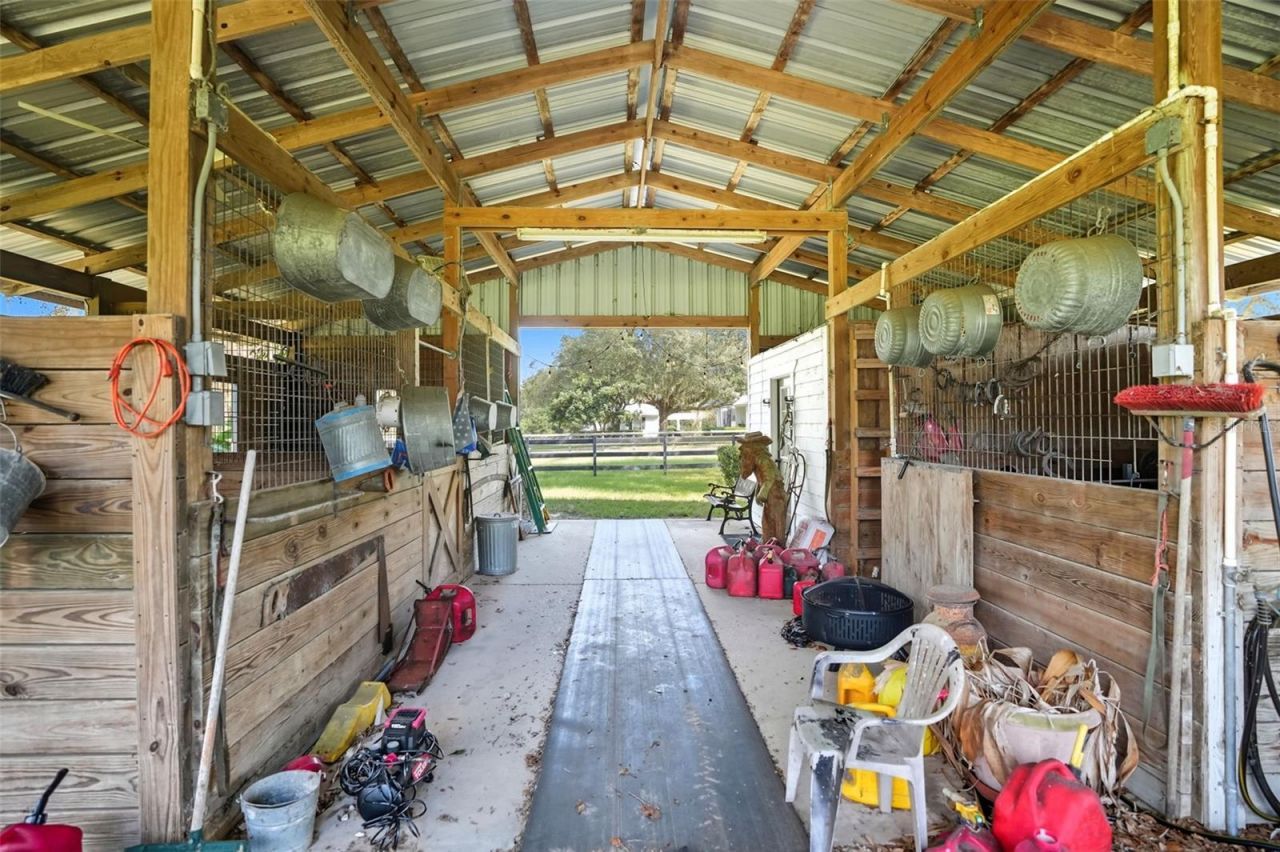 23337 Lake Lindsey Road, Brooksville, FL 34601 Photo