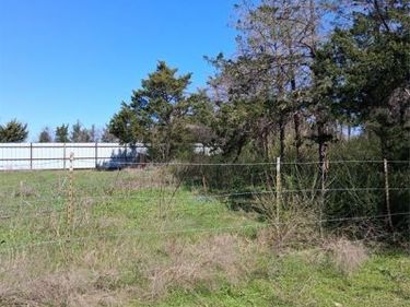 15 Mask Drive, Dallas, TX 75241