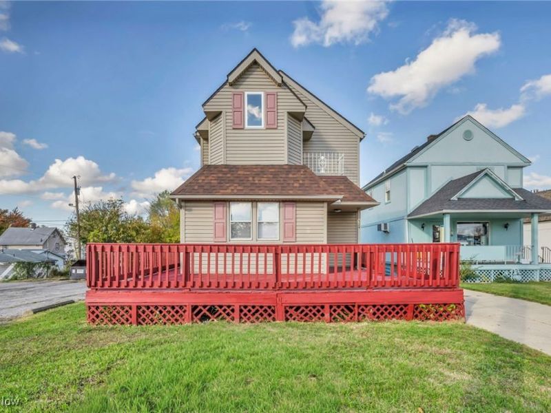 524 Cleveland Street, Elyria, OH 44035 Photo 2