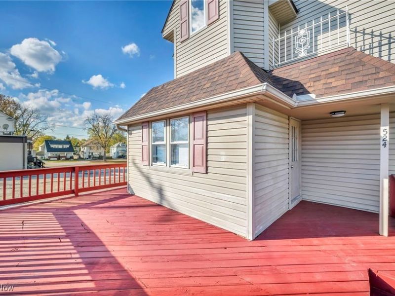 524 Cleveland Street, Elyria, OH 44035 Photo 3