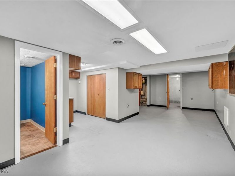 524 Cleveland Street, Elyria, OH 44035 Photo 38