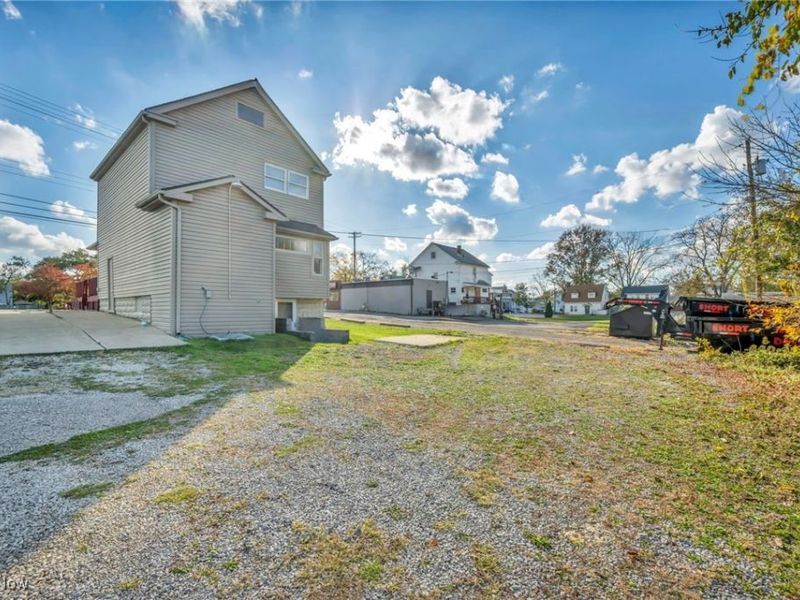 524 Cleveland Street, Elyria, OH 44035 Photo 46