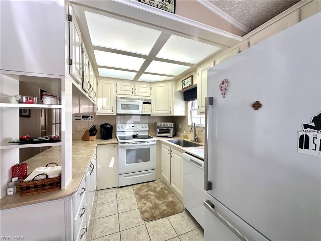 4720 Candlestick Ct W, Estero, FL 33928 Photo