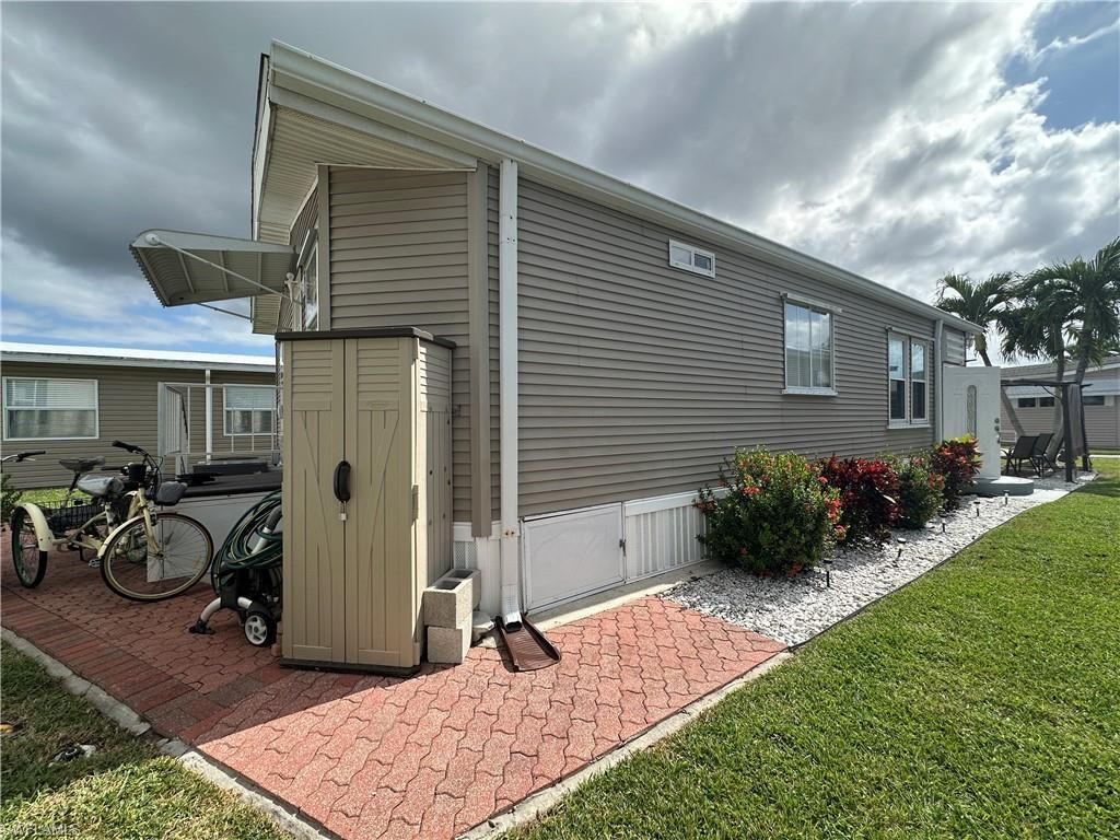 4720 Candlestick Ct W, Estero, FL 33928 Photo