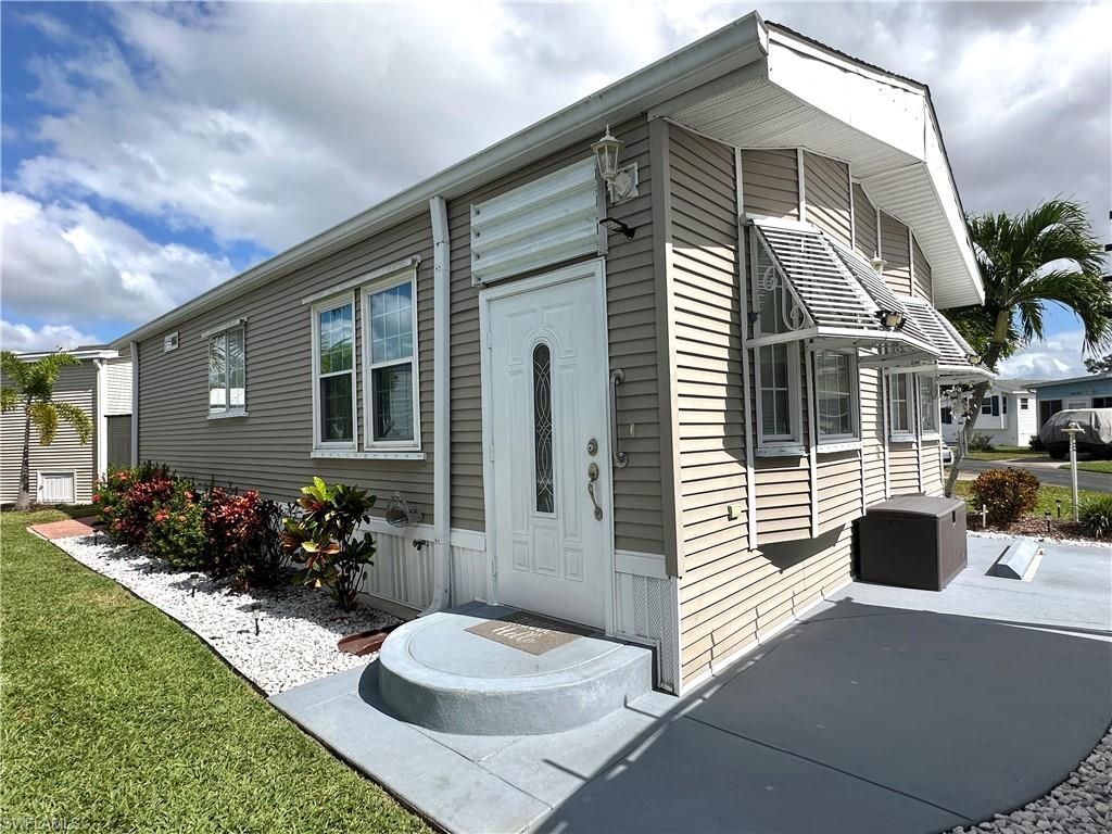 4720 Candlestick Ct W, Estero, FL 33928 Photo