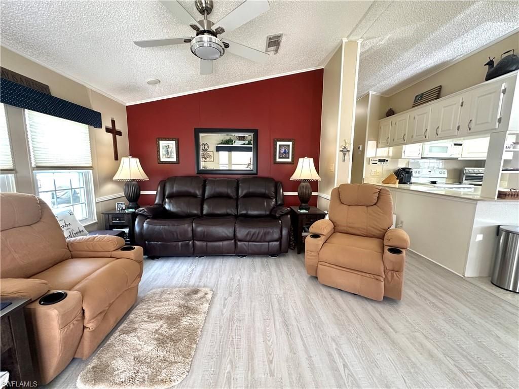 4720 Candlestick Ct W, Estero, FL 33928 Photo