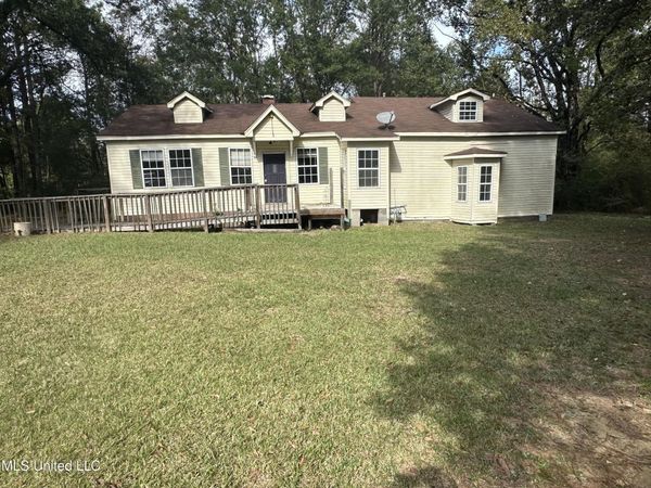 136 Plummer Circle, Jackson, MS 39212