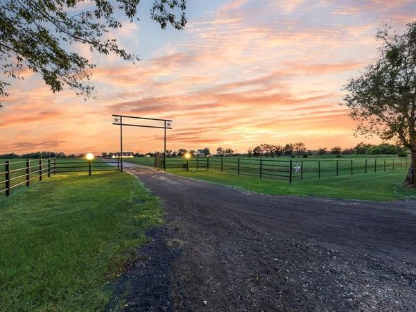 6880 County Road 4042, Kemp, TX 75143