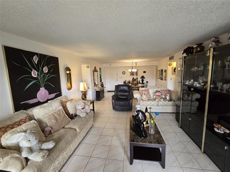 6195 Rock Island Road, Unit 215, Tamarac, FL 33319 Photo