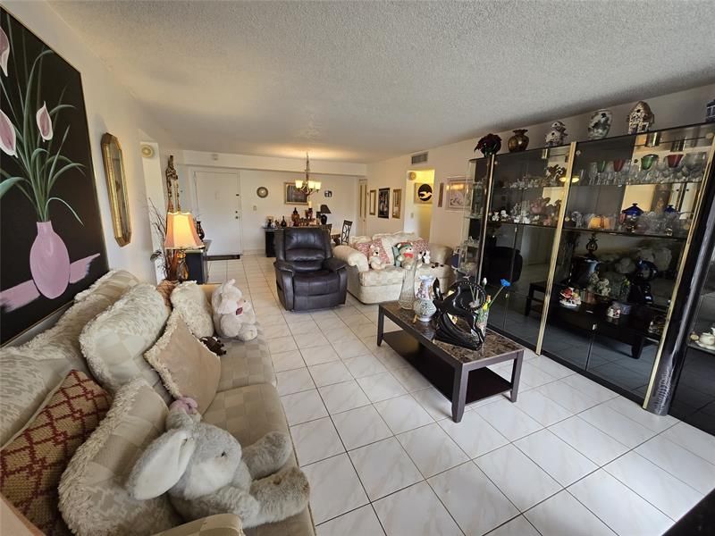 6195 Rock Island Road, Unit 215, Tamarac, FL 33319 Photo