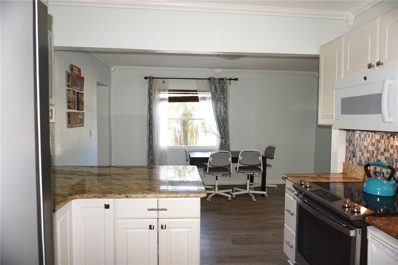 5916 16th Avenue N, Saint Petersburg, FL 33710 Photo