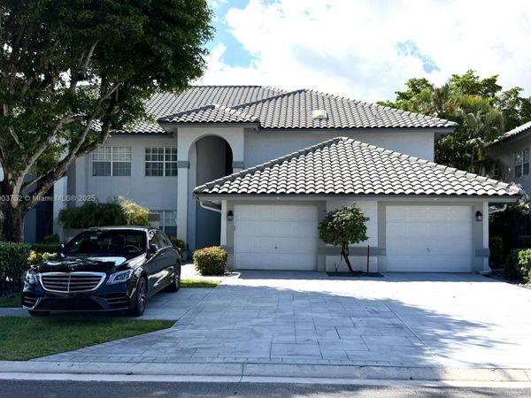 11690 Briarwood Cir, Unit 4, Boynton Beach, FL 33437