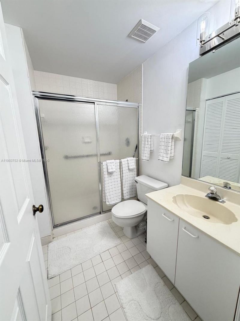 11690 Briarwood Cir, Unit 4, Boynton Beach, FL 33437 Photo