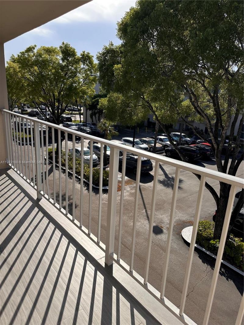 7705 SW 86th St, Unit B-315, Miami, FL 33143 Photo