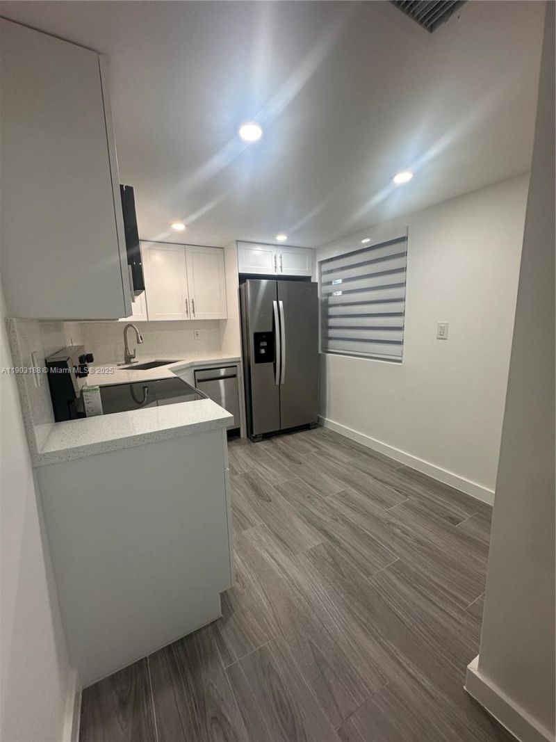 7705 SW 86th St, Unit B-315, Miami, FL 33143 Photo