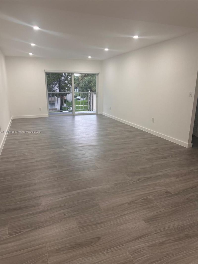 7705 SW 86th St, Unit B-315, Miami, FL 33143 Photo